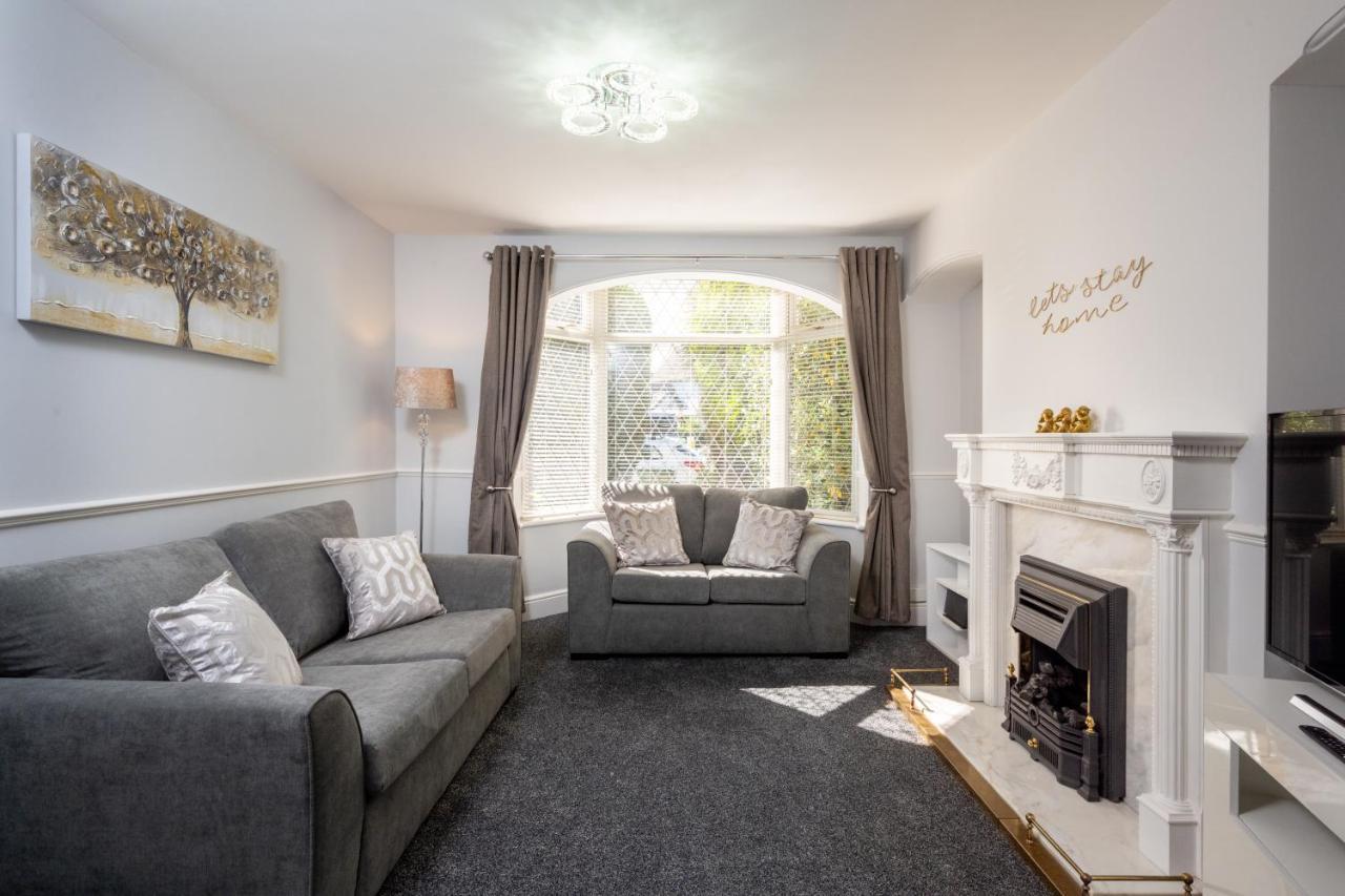 Mulberry House - Luxurious And Modern 4-Bed In Solihull Near Nec,Jlr, Airport, Resorts World, Hs2 Екстер'єр фото