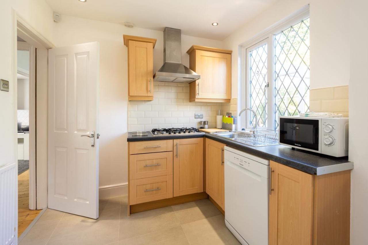Mulberry House - Luxurious And Modern 4-Bed In Solihull Near Nec,Jlr, Airport, Resorts World, Hs2 Екстер'єр фото