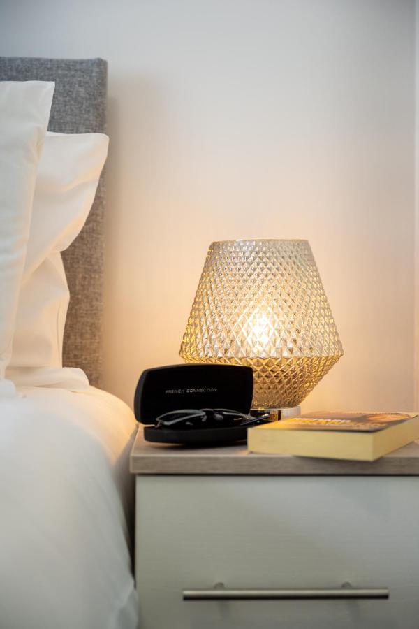 Mulberry House - Luxurious And Modern 4-Bed In Solihull Near Nec,Jlr, Airport, Resorts World, Hs2 Екстер'єр фото