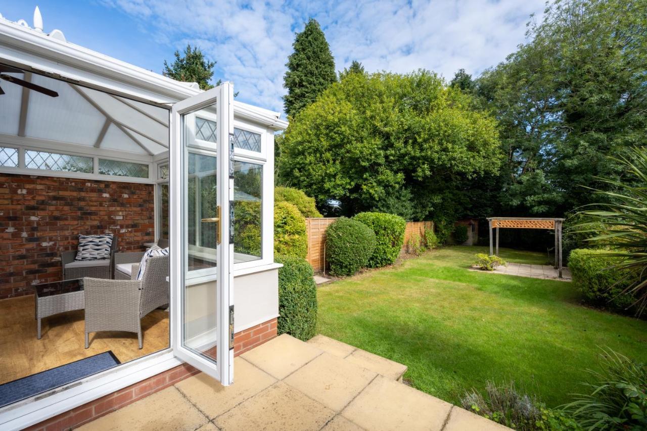 Mulberry House - Luxurious And Modern 4-Bed In Solihull Near Nec,Jlr, Airport, Resorts World, Hs2 Екстер'єр фото