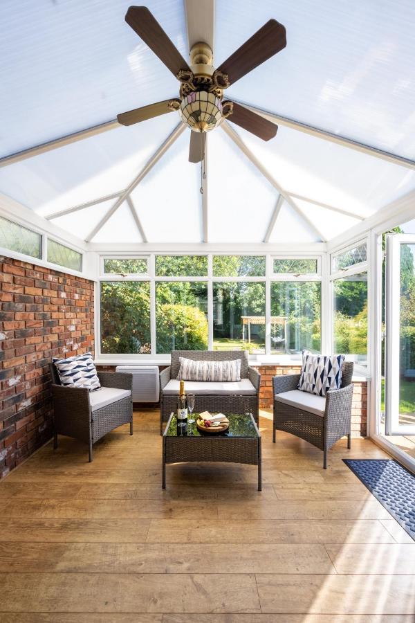 Mulberry House - Luxurious And Modern 4-Bed In Solihull Near Nec,Jlr, Airport, Resorts World, Hs2 Екстер'єр фото