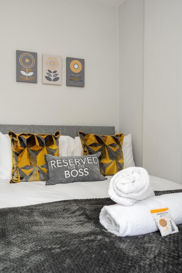 Mulberry House - Luxurious And Modern 4-Bed In Solihull Near Nec,Jlr, Airport, Resorts World, Hs2 Екстер'єр фото